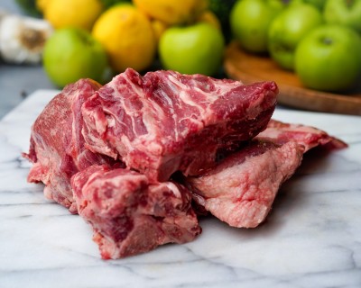 Свинина на кости охлаждённая 1 кг - купить в Дурасово
